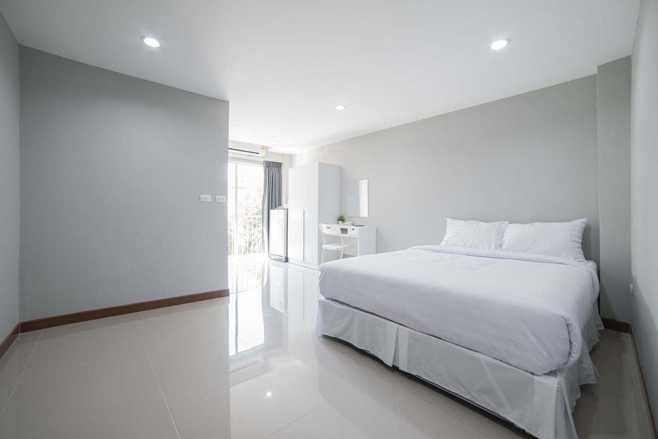 S44Room Bangkok Luaran gambar