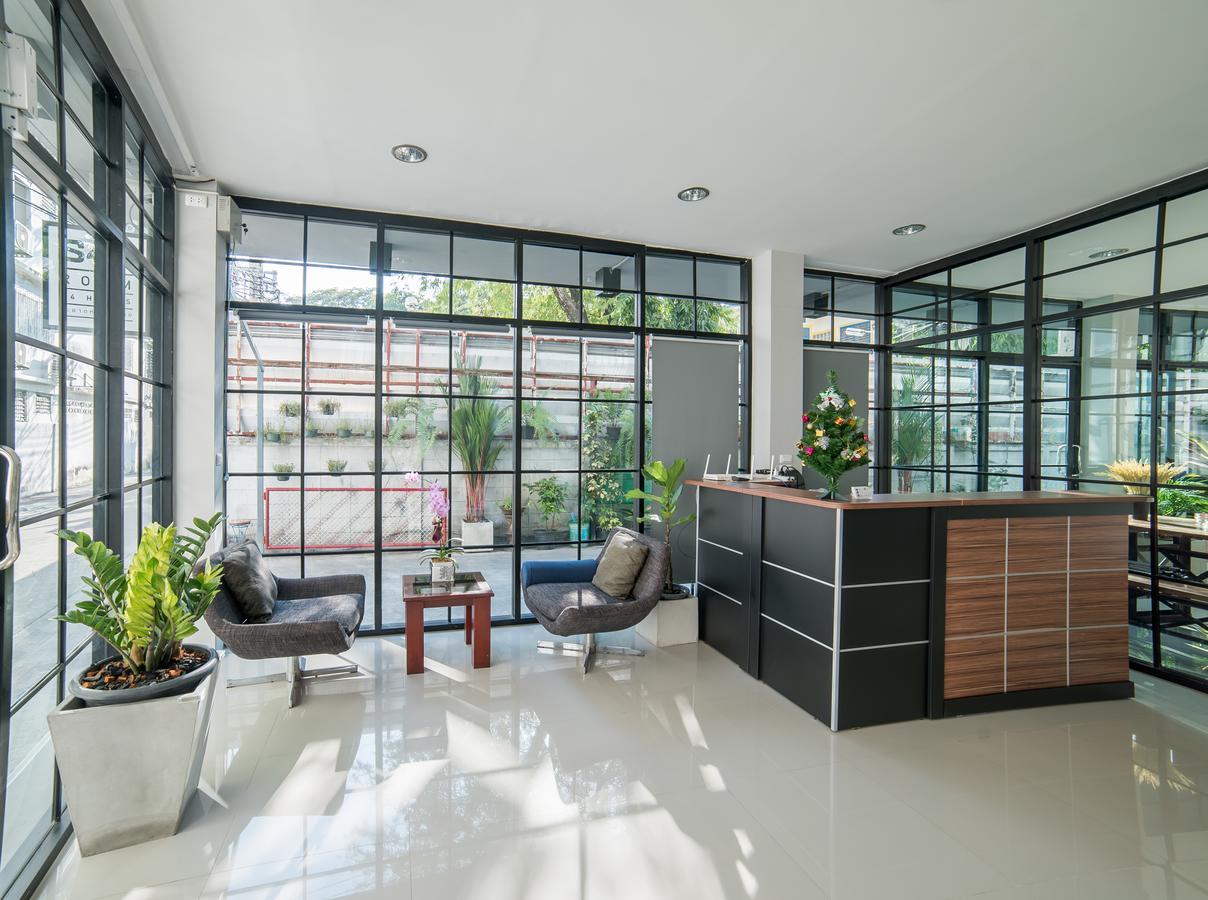 S44Room Bangkok Luaran gambar