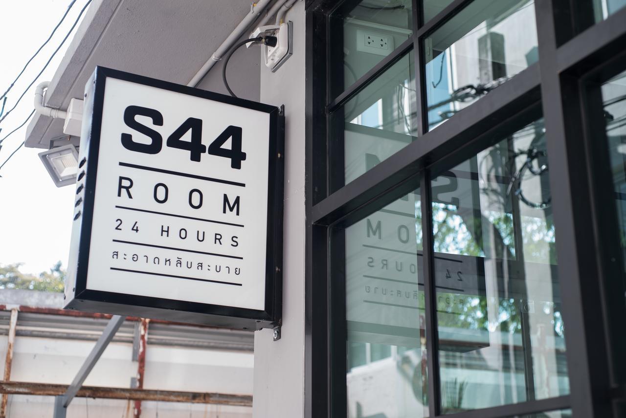 S44Room Bangkok Luaran gambar